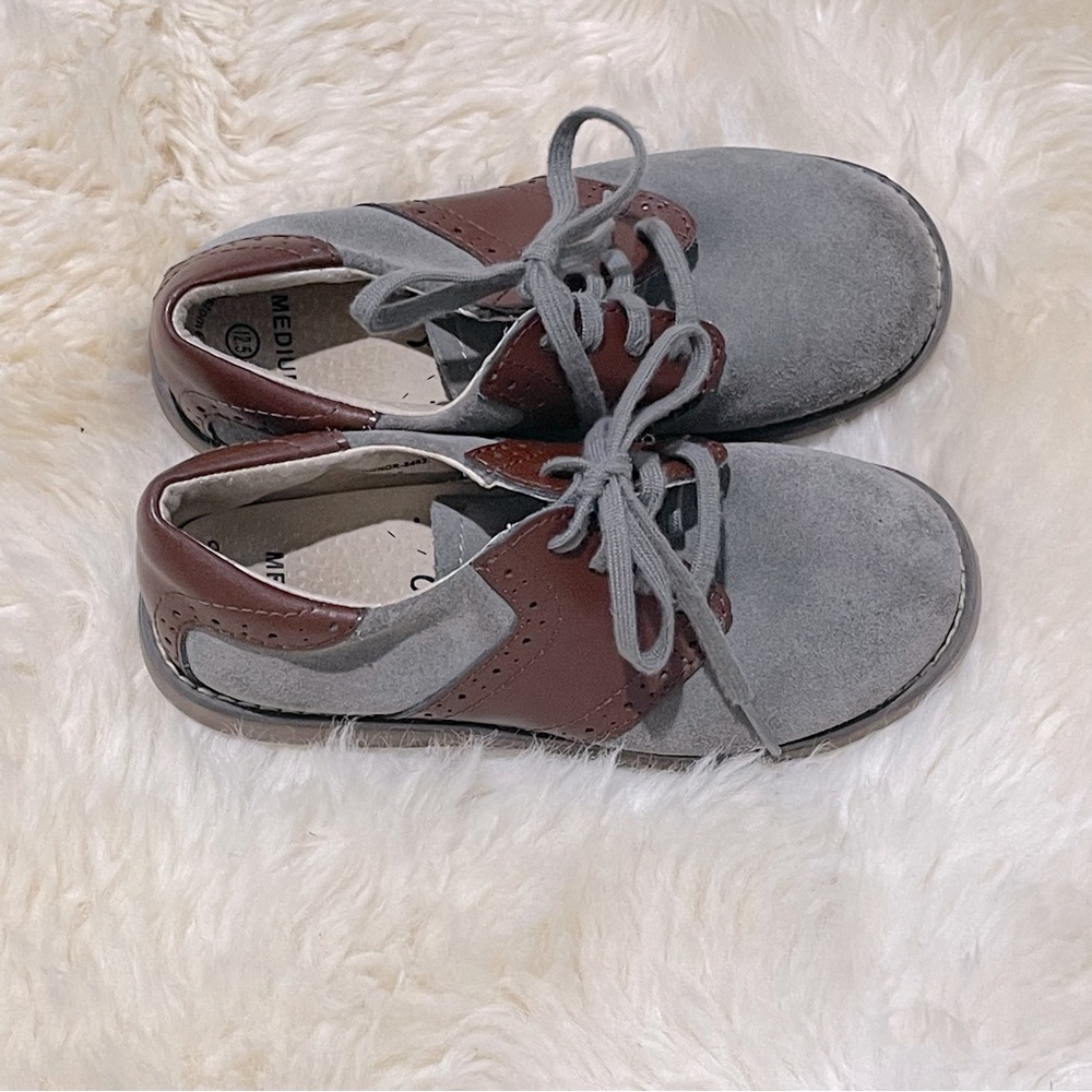 Footmarks
Boy Oxfords Shoes
Arch Support
Custom Fit Sistem
Size 12.5 - Picture 2 of 8